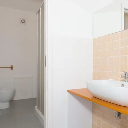 Di Serragiumenta Farm stay *