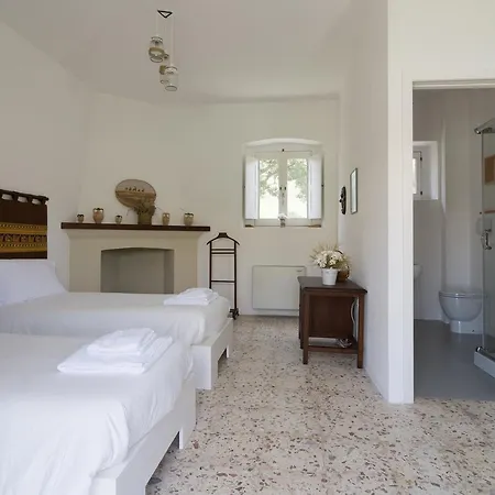 Di Serragiumenta Farm stay *